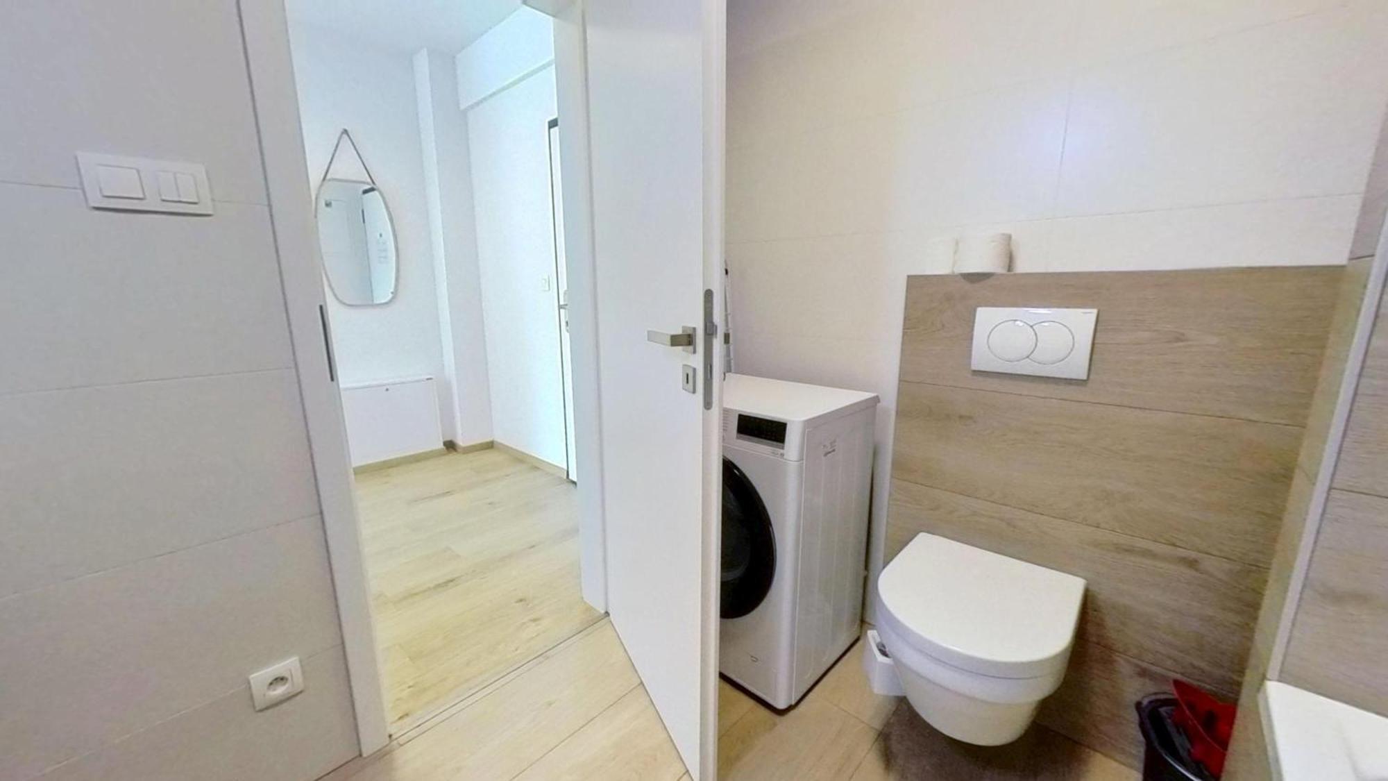 Air-Conditioned 2 Room Apartment, With Terrace, Rovinka 203 Exteriér fotografie