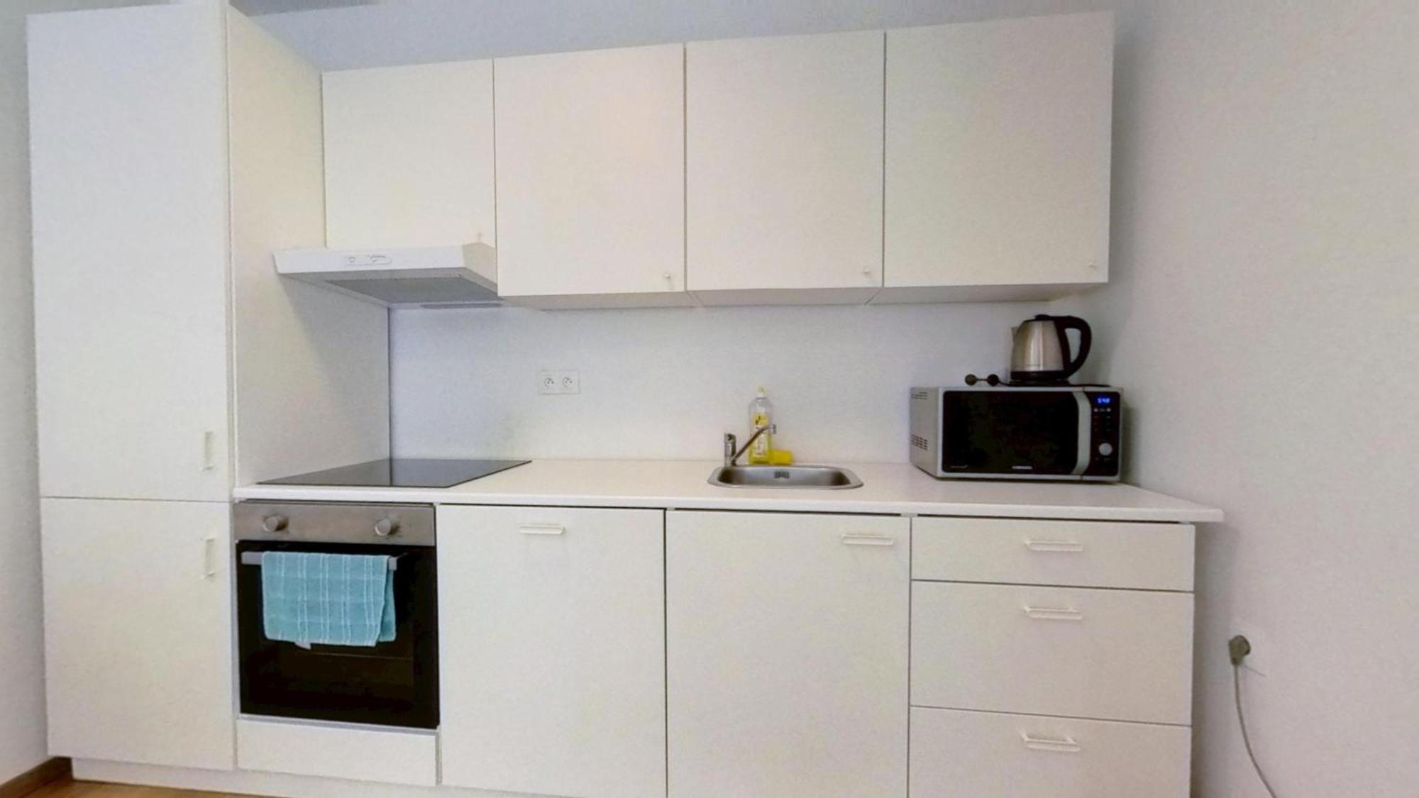 Air-Conditioned 2 Room Apartment, With Terrace, Rovinka 203 Exteriér fotografie
